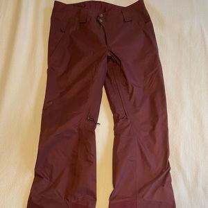Patagonia Women’s Snowbelle ski pant - size M